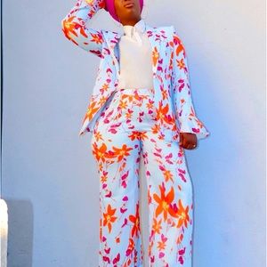 Floral Women’s Bell Sleeve Suit